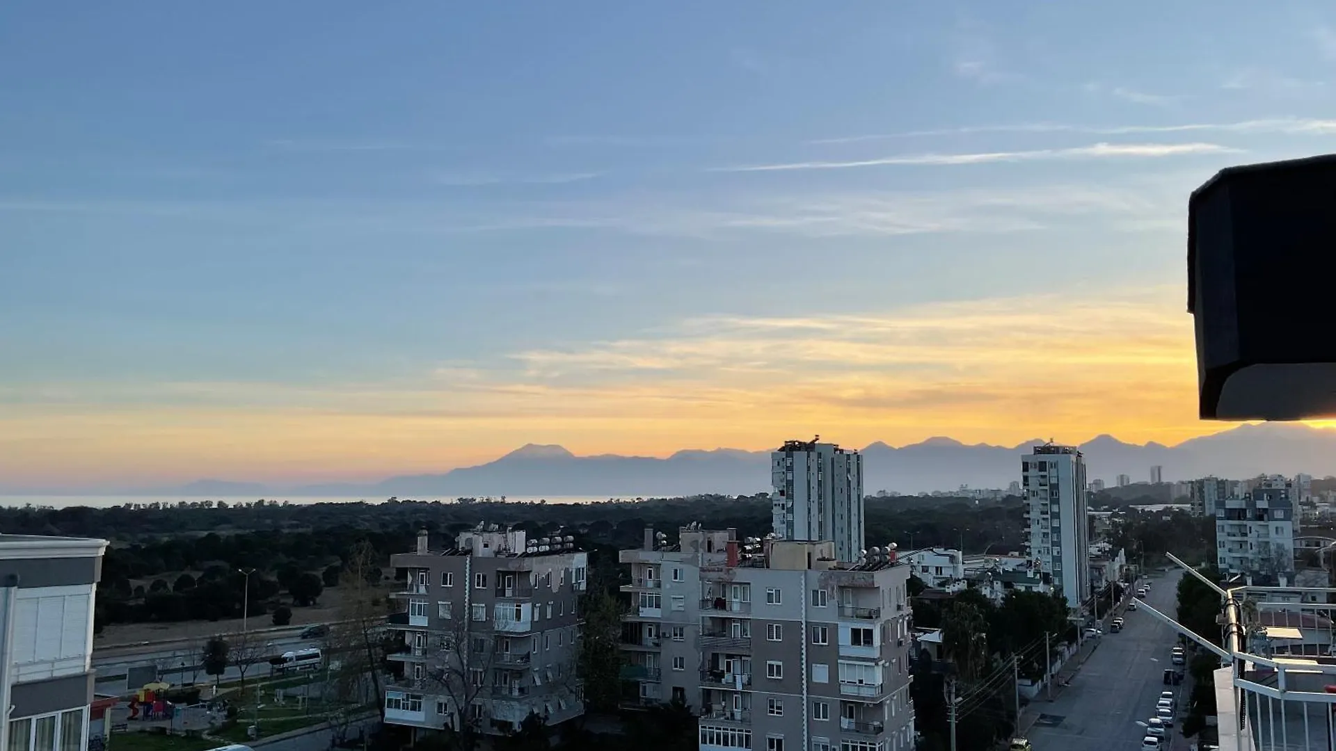 公寓 Pine & Ocean Breeze Lara Beach Antalya Altinkum